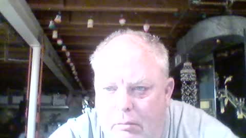 Snapshot of efriff chatting on 12, 7, 2026 efriff online show from 12, 7, 2026