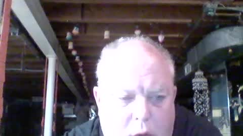Snapshot of efriff chatting on 1, 8, 2026 efriff online show from 1, 8, 2026