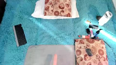 Snapshot of eilin_clio chatting on 25, 10, 2025 Eilin online show from 25, 10, 2025