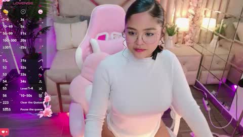 eimy__2 online show from 11, 10, 2025