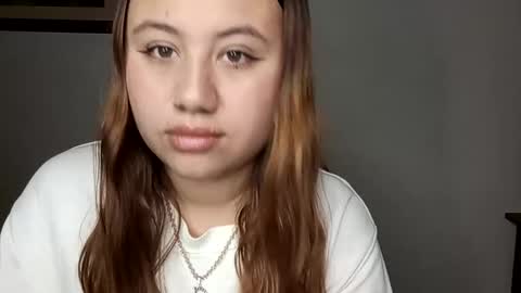 EIMY   MODEL INDEPENDENT online show from 7, 1, 2025