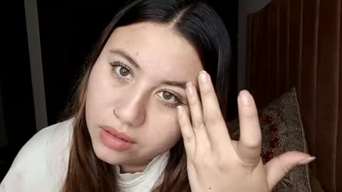 EIMY   MODEL INDEPENDENT online show from 30, 1, 2025