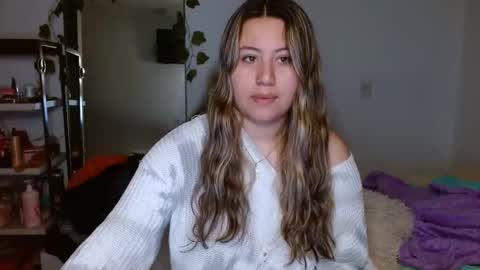 EIMY   MODEL INDEPENDENT online show from 30, 9, 2025