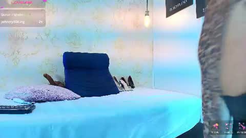 Snapshot of eimy_robertss chatting on 19, 6, 2026 Eimy online show from 19, 6, 2026