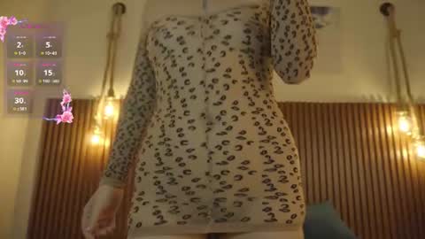 Snapshot of eimyaniston_cute chatting on 25, 7, 2026 eimyaniston cute online show from 25, 7, 2026