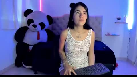 eimyy_rouse online show from 13, 2, 2026