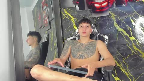 Snapshot of eithan__boy chatting on 8, 4, 2026 Eithan online show from 8, 4, 2026