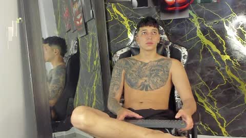 Snapshot of eithan__boy chatting on 9, 4, 2026 Eithan online show from 9, 4, 2026