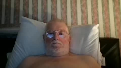 eketman1964 online show from 9, 9, 2025