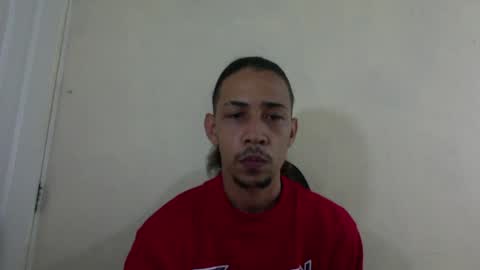 Instagram BelowAbajo online show from 12, 4, 2026