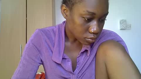 petite online show from 10, 12, 2024