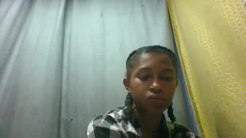 Snapshot of elaliealdy chatting on 3, 10, 2025 elaliealdy online show from 3, 10, 2025