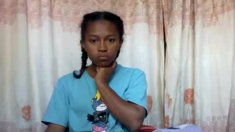 Snapshot of elaliealdy chatting on 7, 5, 2026 elaliealdy online show from 7, 5, 2026
