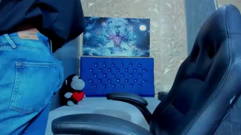 Snapshot of elangiraldo chatting on 6, 6, 2026 Elan Giralon online show from 6, 6, 2026