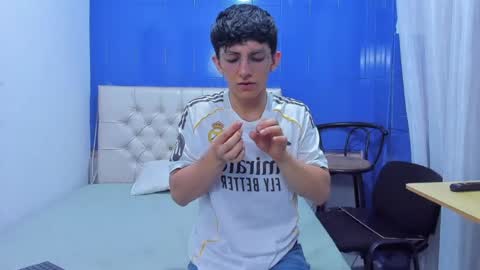Snapshot of elangiraldo chatting on 20, 6, 2026 Elan Giralon online show from 20, 6, 2026