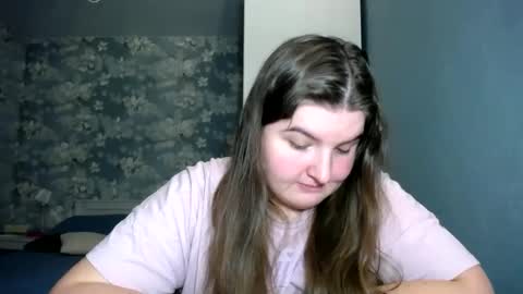 Snapshot of elanis_blair chatting on 15, 12, 2024 Elanis online show from 15, 12, 2024