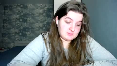 Snapshot of elanis_blair chatting on 6, 1, 2025 Elanis online show from 6, 1, 2025