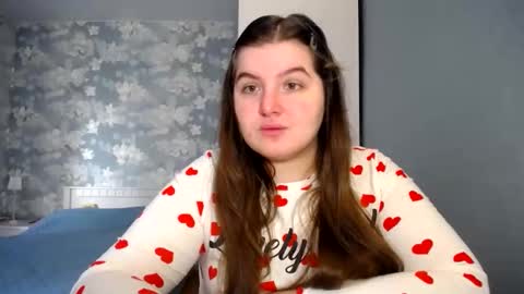 Snapshot of elanis_blair chatting on 4, 2, 2025 Elanis online show from 4, 2, 2025