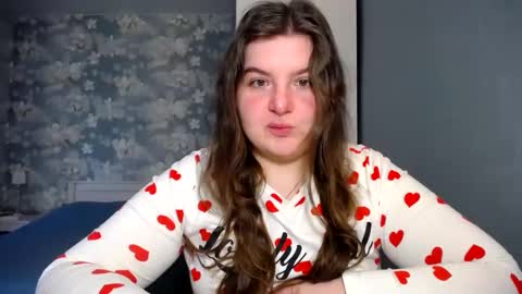 Snapshot of elanis_blair chatting on 8, 3, 2025 Elanis online show from 8, 3, 2025