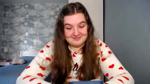Snapshot of elanis_blair chatting on 11, 3, 2025 Elanis online show from 11, 3, 2025
