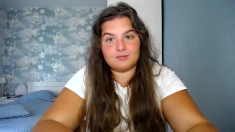 Snapshot of elanis_blair chatting on 10, 9, 2025 Elanis online show from 10, 9, 2025