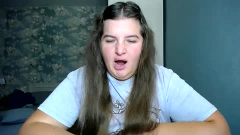 Snapshot of elanis_blair chatting on 11, 10, 2025 Elanis online show from 11, 10, 2025