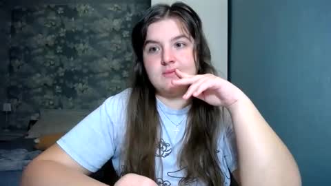 Elanis online show from 18, 4, 2026