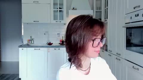 Snapshot of elannand chatting on 30, 7, 2026 ELA 3 online show from 30, 7, 2026
