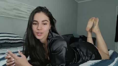 Elara Hayes online show from 7, 6, 2026
