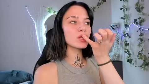 elastikiss online show from 23, 7, 2026