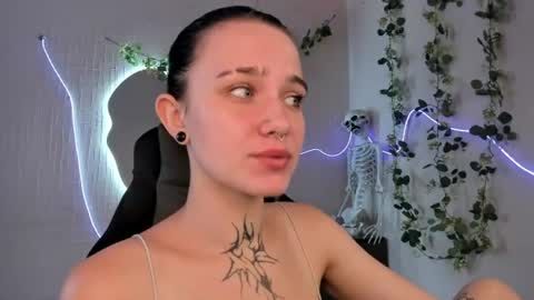 elastikiss online show from 25, 7, 2026