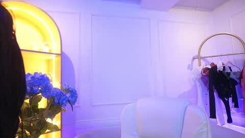 Elasummeer online show from 15, 12, 2025