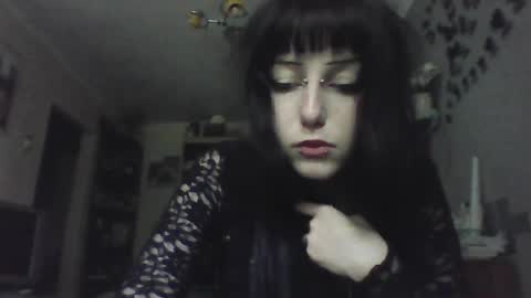Snapshot of elaynetanton chatting on 13, 5, 2026 Lia online show from 13, 5, 2026