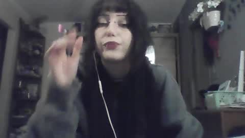 Snapshot of elaynetanton chatting on 18, 5, 2026 Lia online show from 18, 5, 2026