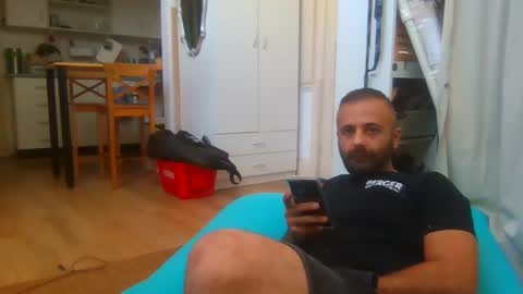 daniel18cmx online show from 27, 10, 2025