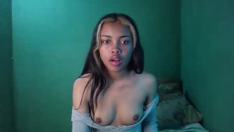 Snapshot of eldie69 chatting on 1, 5, 2026 eldie69 online show from 1, 5, 2026