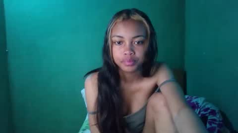 Snapshot of eldie69 chatting on 7, 5, 2026 eldie69 online show from 7, 5, 2026