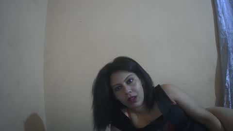 Isabella online show from 23, 10, 2025