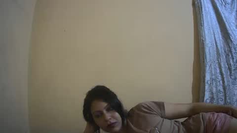 Isabella online show from 9, 11, 2025