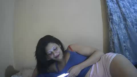 Isabella online show from 14, 12, 2025