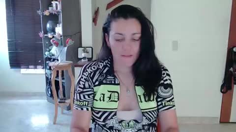 Snapshot of electra_mark chatting on 4, 2, 2025 Karina and Melisa online show from 4, 2, 2025
