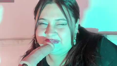 Snapshot of electrabig_xxx chatting on 7, 11, 2025 Electra online show from 7, 11, 2025