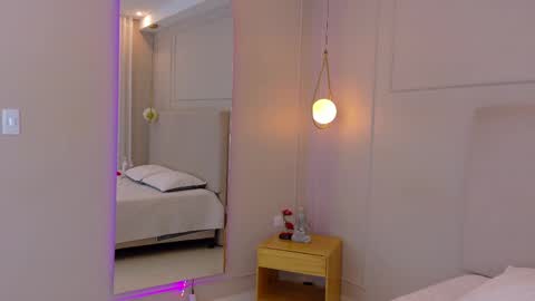 ELECTRA  online show from 16, 4, 2026