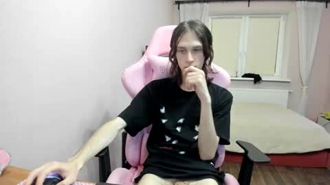 Snapshot of eleganc3 chatting on 2, 10, 2025 eleganc3 online show from 2, 10, 2025