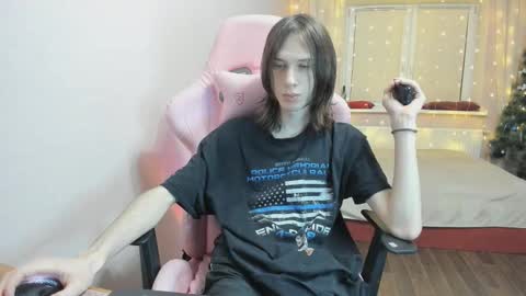 Snapshot of eleganc3 chatting on 1, 2, 2026 eleganc3 online show from 1, 2, 2026