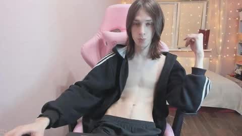 Snapshot of eleganc3 chatting on 5, 2, 2026 eleganc3 online show from 5, 2, 2026