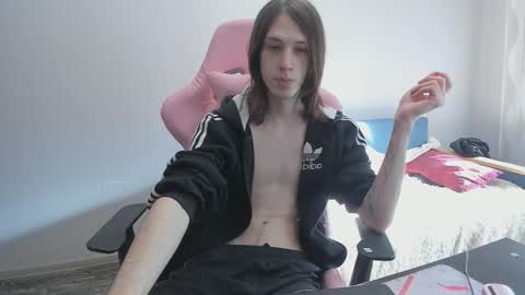 Snapshot of eleganc3 chatting on 24, 2, 2026 eleganc3 online show from 24, 2, 2026