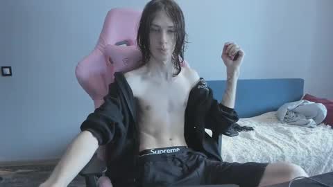 Snapshot of eleganc3 chatting on 3, 3, 2026 eleganc3 online show from 3, 3, 2026