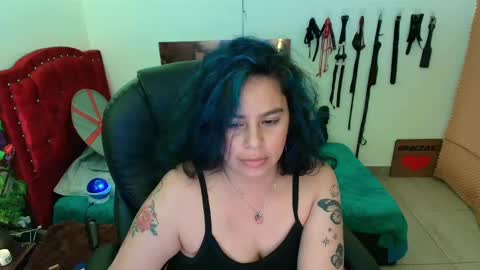 Snapshot of elektra_32 chatting on 18, 2, 2025 elektra online show from 18, 2, 2025