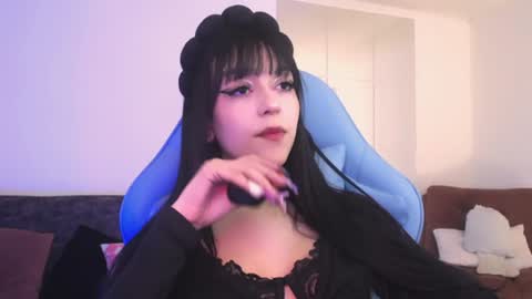 Snapshot of elektra_sky11 chatting on 3, 12, 2024  Elektra Sky  online show from 3, 12, 2024